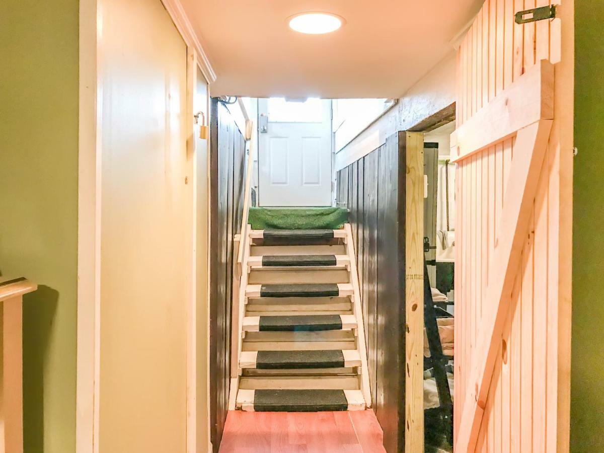 Co-Ed Dorm With Fantastic Patio! Διαμέρισμα Ewing Εξωτερικό φωτογραφία